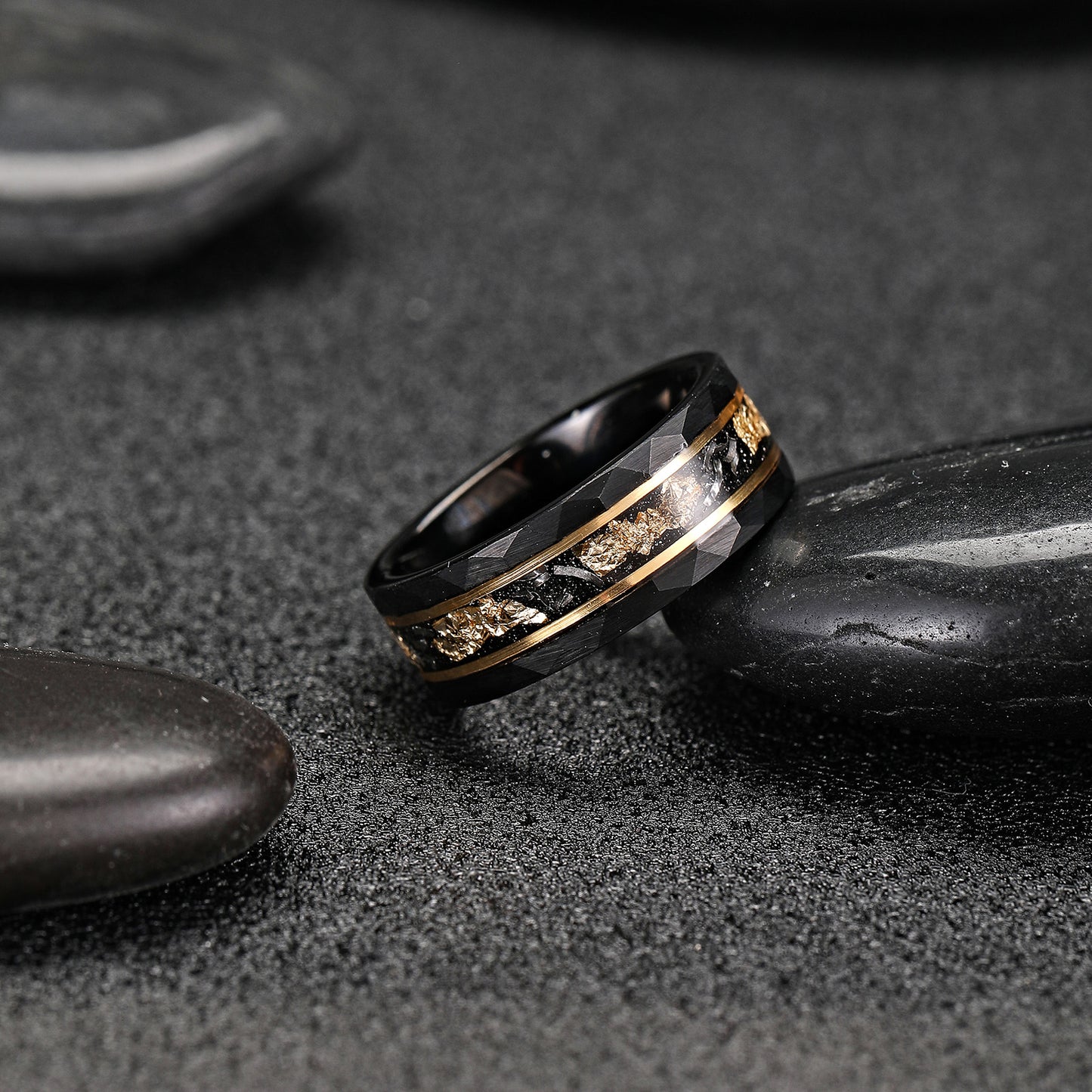 Hammered Mens Tungsten Carbide Wedding Bands with Gold Foil Inlay (HI-0206)